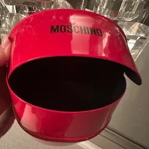 Moschino | Accessories | Moschino Shiny Red Sunglasses Case  display picture 3